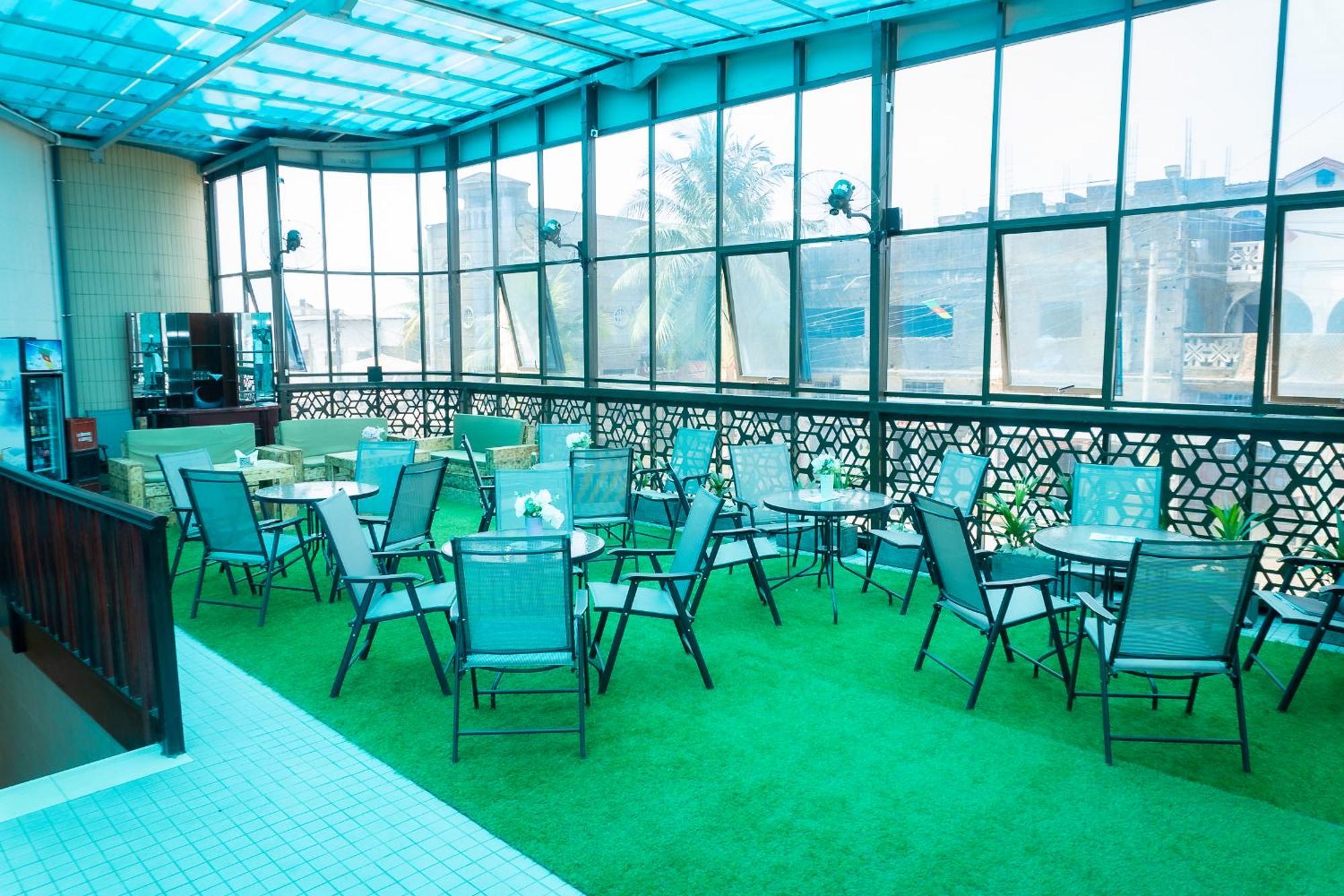 Hotel Le Figaro Duala Zewnętrze zdjęcie